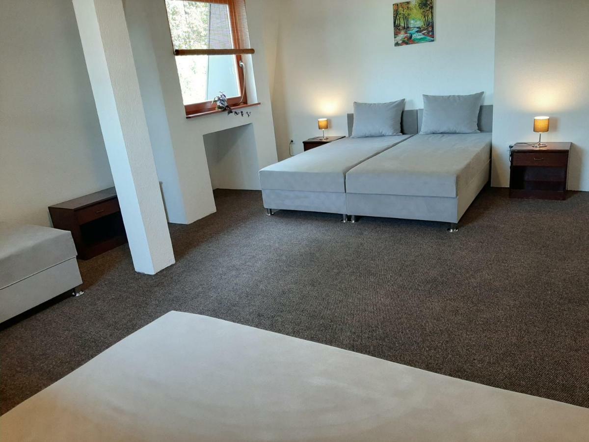 Guesthouse Hill ซาราเยโว ภายนอก รูปภาพ