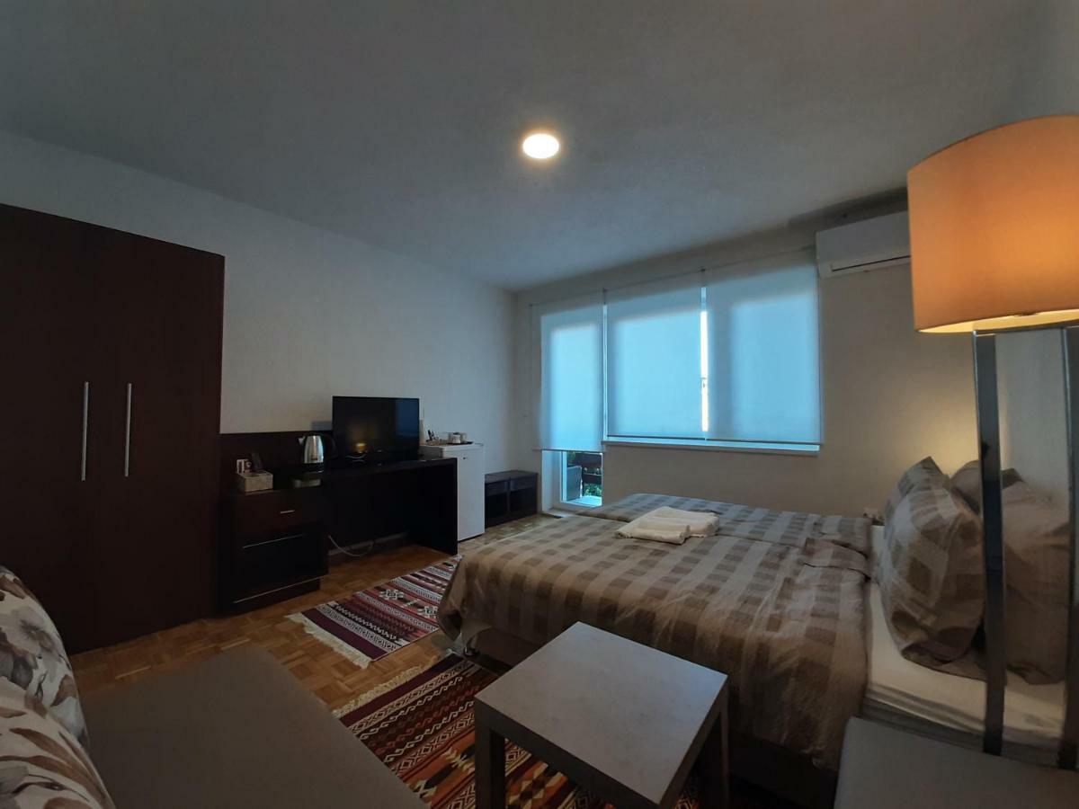 Guesthouse Hill ซาราเยโว ภายนอก รูปภาพ
